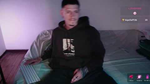 jamesss____ online show from November 2025 09:54:01 PM