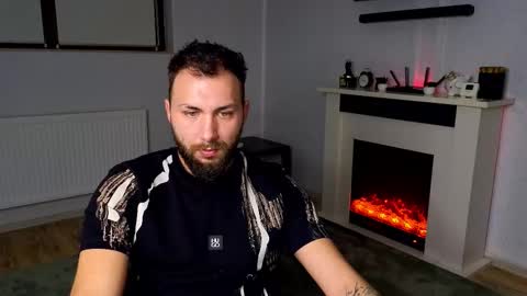 Robbie online show from November 2025 07:20:01 AM