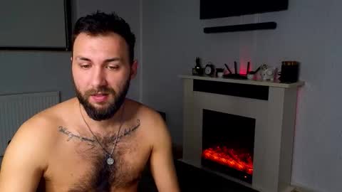 Robbie online show from November 2025 07:27:01 AM