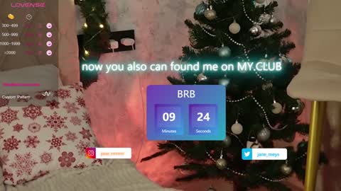 Snapshot of jane_meys chatting on December 2024 08:22:02 AM your kitty JANE roawww online show from December 2024 08:22:02 AM