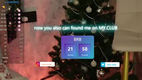Snapshot of jane_meys chatting on December 2024 11:11:02 AM your kitty JANE roawww online show from December 2024 11:11:02 AM
