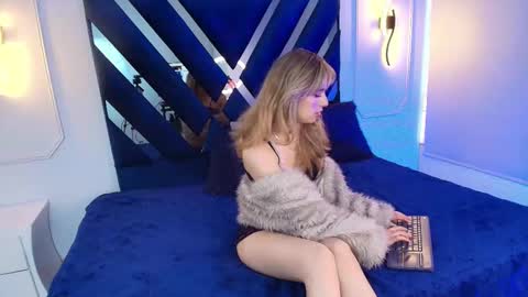 Snapshot of jane_roses0 chatting on February 2026 01:29:01 PM Jane online show from February 2026 01:29:01 PM