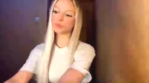 Kary online show from February 2026 08:39:01 PM