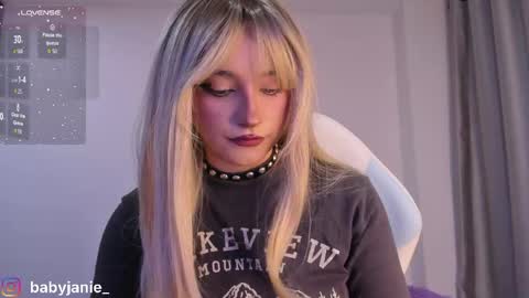 Snapshot of janee_lane chatting on May 2026 11:57:02 PM Jane online show from May 2026 11:57:02 PM