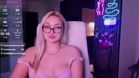 Jane online show from December 2025 09:32:02 PM