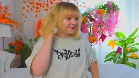 Snapshot of janestokes chatting on November 2025 11:21:01 AM Diane online show from November 2025 11:21:01 AM