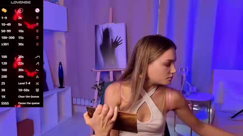 Hi Im Alice and here youll find something online show from November 2025 06:16:02 AM