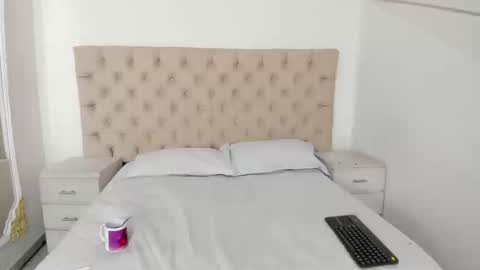 Snapshot of janneblossom chatting on September 2025 10:02:01 PM Janne online show from September 2025 10:02:01 PM