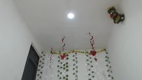 Monik online show from March 2025 01:06:02 PM