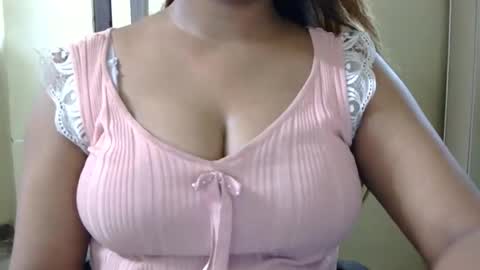 Snapshot of jasmeen_love143 chatting on June 2026 08:35:01 PM jasmeen online show from June 2026 08:35:01 PM