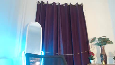 JASMINE online show from November 2025 01:43:01 PM