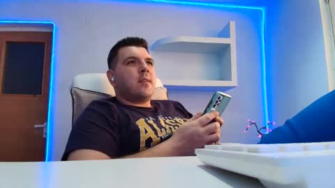 Snapshot of jasonjacks8 chatting on December 2025 06:40:01 AM JasonJacks online show from December 2025 06:40:01 AM