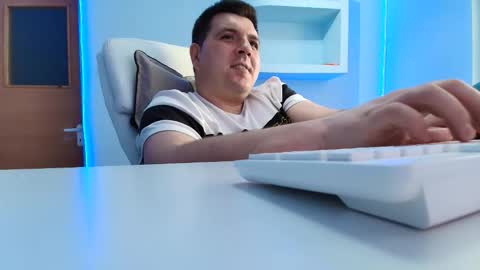Snapshot of jasonjacks8 chatting on April 2026 07:34:01 AM JasonJacks online show from April 2026 07:34:01 AM