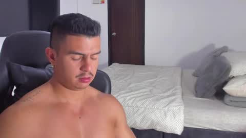 Snapshot of jasperbrooksx chatting on January 2025 03:32:02 AM JBrooksXx online show from January 2025 03:32:02 AM