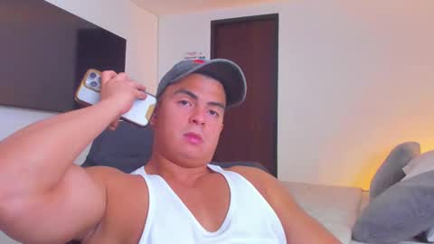 Snapshot of jasperbrooksx chatting on October 2025 03:14:02 AM JBrooksXx online show from October 2025 03:14:02 AM