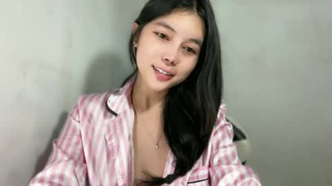 Snapshot of jassie_baee chatting on July 2026 10:55:01 AM jassie_baee online show from July 2026 10:55:01 AM