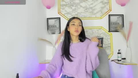 Snapshot of jaulyn_18 chatting on May 2026 12:34:01 PM Jaulyn online show from May 2026 12:34:01 PM