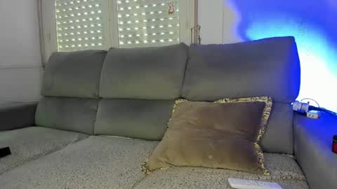 Javier  online show from February 2026 02:45:01 PM