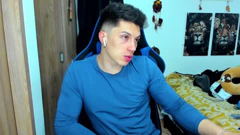 Javier online show from December 2024 02:35:01 AM