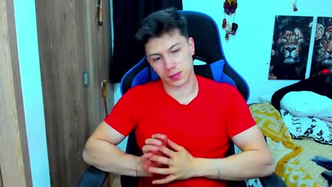 Javier online show from January 2025 02:35:02 AM