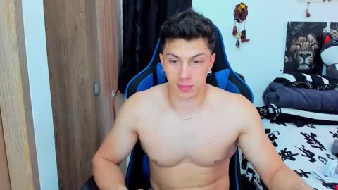 Javier online show from February 2025 07:35:01 PM