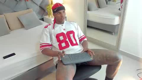 jax black online show from October 2025 07:34:02 PM