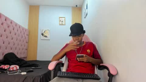 jax_maliq online show from November 2025 04:15:01 AM