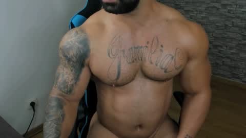 JaxonHunk online show from November 2025 01:07:02 AM