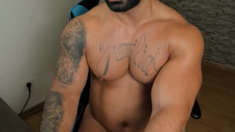 JaxonHunk online show from January 2026 01:53:02 AM