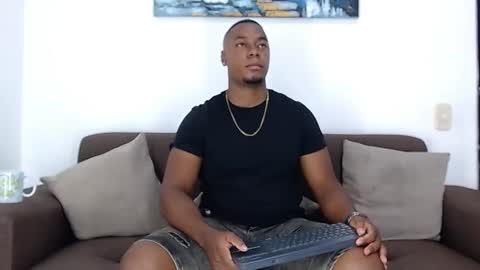 Snapshot of jay_smit chatting on December 2024 12:24:01 AM jay smit online show from December 2024 12:24:01 AM