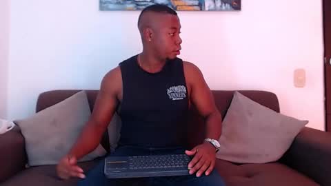 Snapshot of jay_smit chatting on December 2024 06:08:01 PM jay smit online show from December 2024 06:08:01 PM