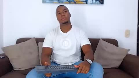 Snapshot of jay_smit chatting on December 2024 02:31:02 AM jay smit online show from December 2024 02:31:02 AM