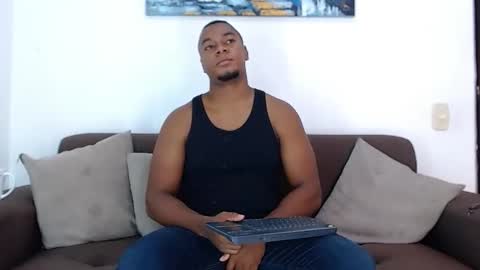 Snapshot of jay_smit chatting on January 2025 01:06:02 PM jay smit online show from January 2025 01:06:02 PM