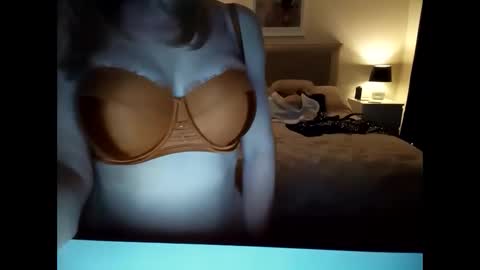 Snapshot of jaycat73 chatting on March 2025 04:45:02 AM jaycat73 online show from March 2025 04:45:02 AM