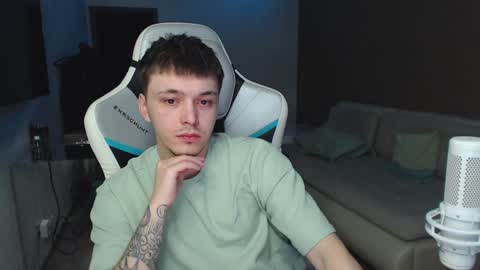Snapshot of jayce_icestone chatting on December 2024 05:18:02 AM Jayce online show from December 2024 05:18:02 AM