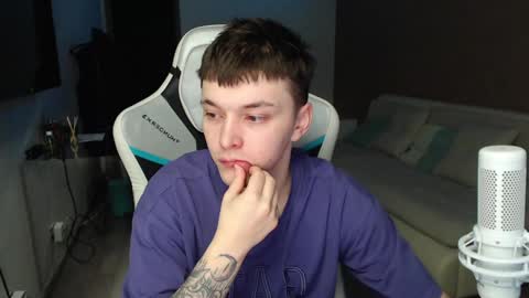Snapshot of jayce_icestone chatting on December 2024 02:15:02 AM Jayce online show from December 2024 02:15:02 AM