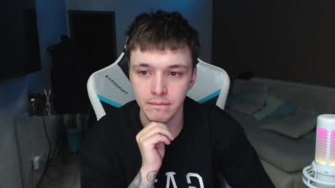 Snapshot of jayce_icestone chatting on December 2024 05:10:01 PM Jayce online show from December 2024 05:10:01 PM