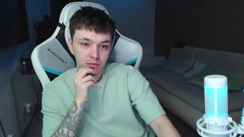 Snapshot of jayce_icestone chatting on December 2024 01:39:02 AM Jayce online show from December 2024 01:39:02 AM