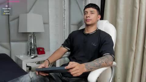 jaze_bradley online show from November 2025 11:31:01 AM