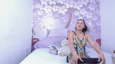 jazmy and star online show from May 2026 07:43:02 PM