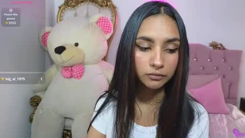 Jazmin  online show from February 2025 07:21:01 PM