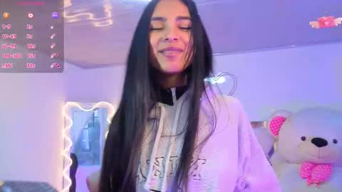 Jazmin  online show from September 2025 11:45:01 AM
