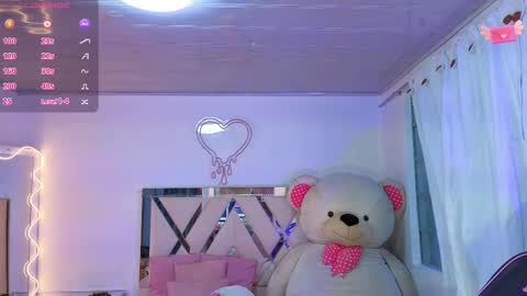 Jazmin  online show from September 2025 11:46:02 AM