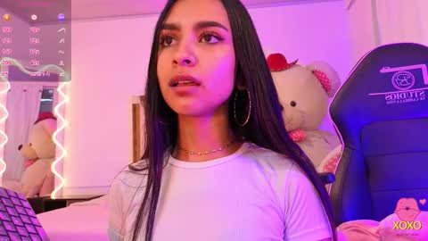Jazmin  online show from September 2025 11:48:01 AM