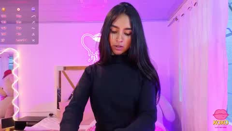 Jazmin  online show from October 2025 11:49:02 AM