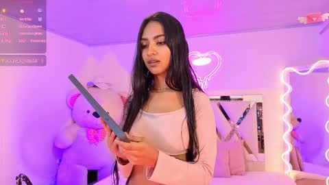 Jazmin  online show from October 2025 11:44:02 AM