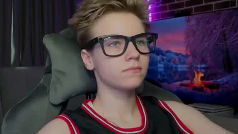 Snapshot of jean_willson chatting on July 2026 02:41:01 PM Jean online show from July 2026 02:41:01 PM