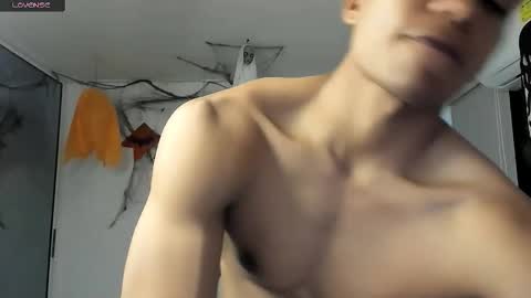 jeanfran_ferrer online show from October 2025 06:52:01 PM