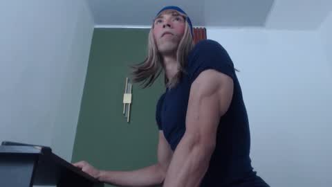 Snapshot of jeanys_sneider chatting on October 2025 03:29:02 AM Jeays online show from October 2025 03:29:02 AM