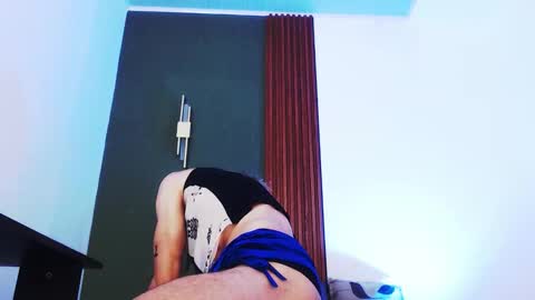 Snapshot of jeanys_sneider chatting on November 2025 02:10:01 AM Jeays online show from November 2025 02:10:01 AM